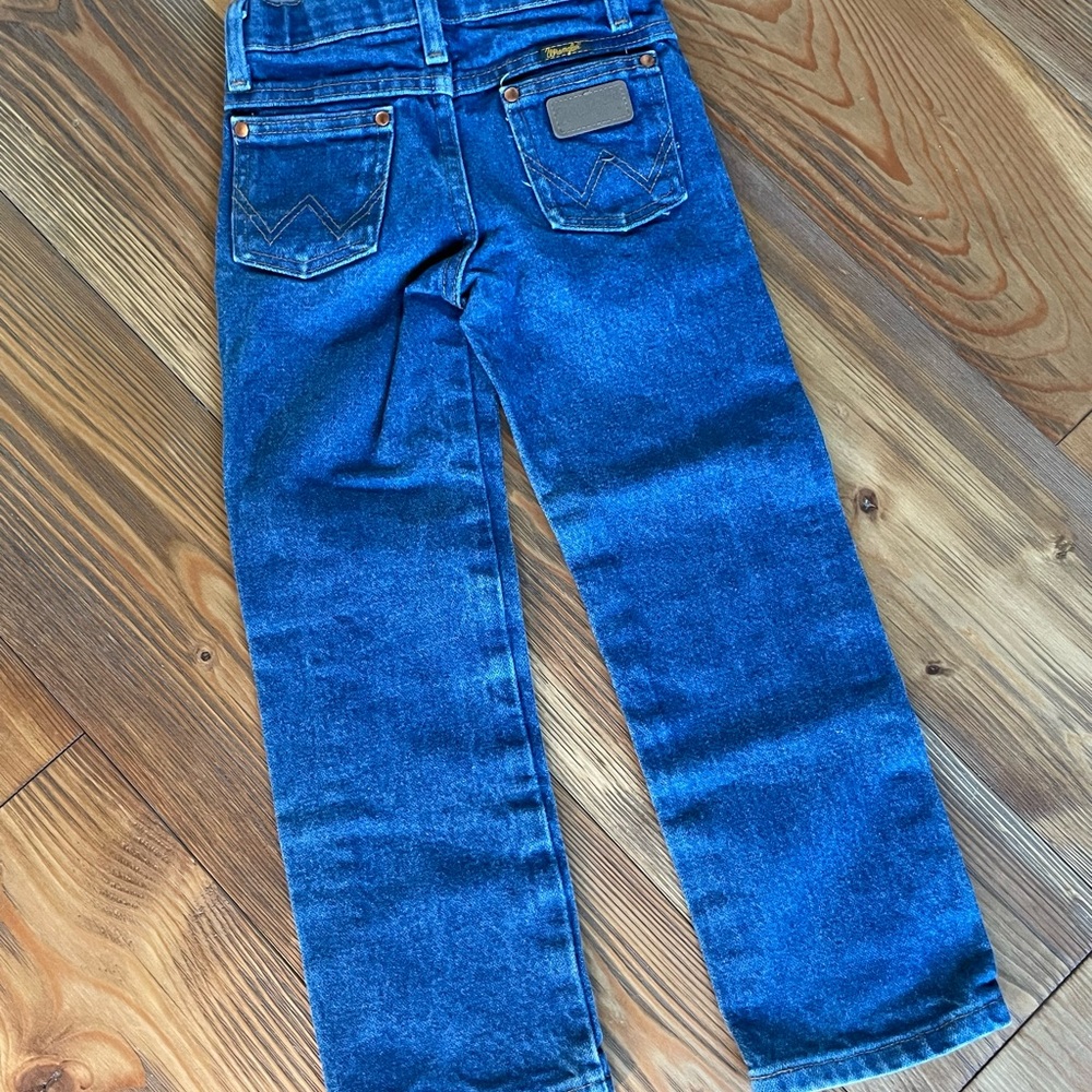 Wrangler jeans. Boys size 6 slim